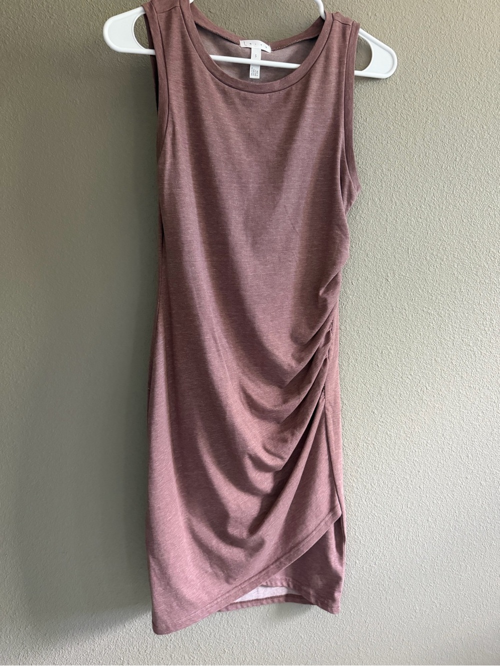 Leith Sleeveless Ruched Side Midi Dress in Dusty Rose